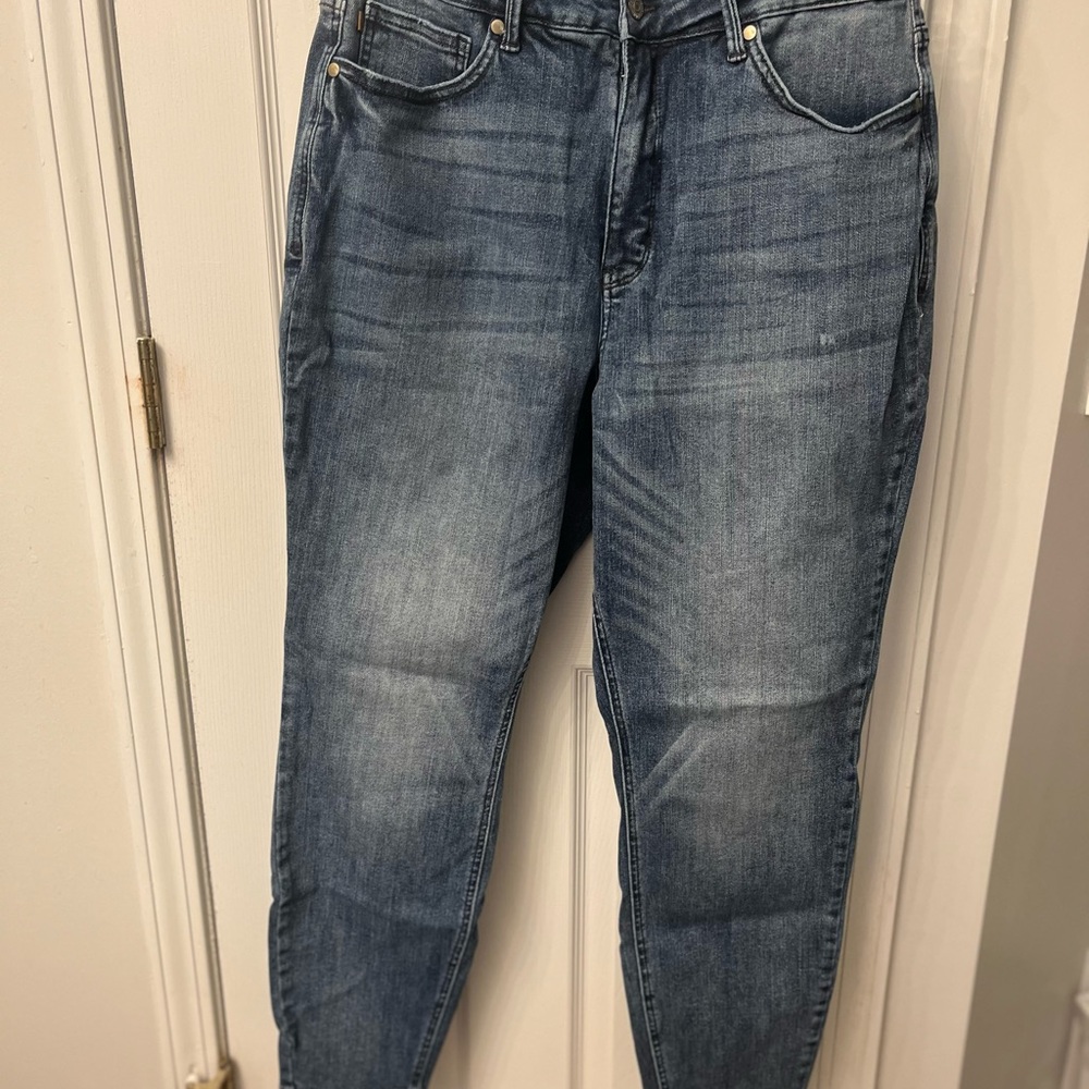 Judy Blue  Jeans